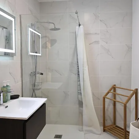 Apartament La Vie Douce - T3 Chic A Classe 4 Etoiles Bonifacio (Corsica)